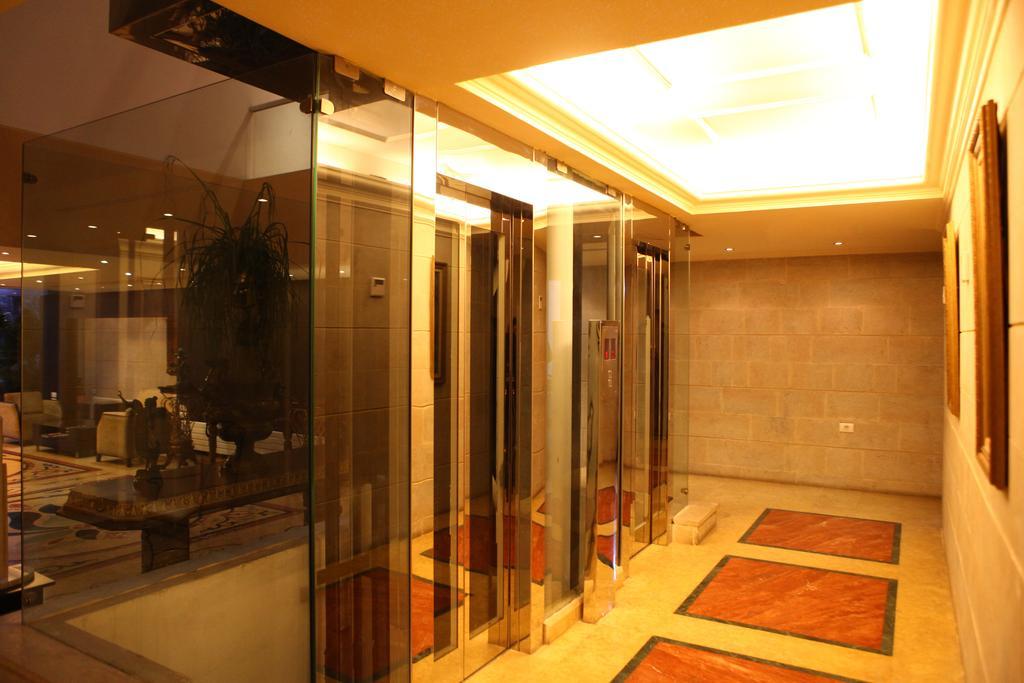 City Suite Алей Екстериор снимка